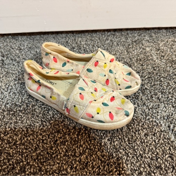 TOMS Kids' Cream Slip-On Shoes with Colorful Print - Picture 1 of 3